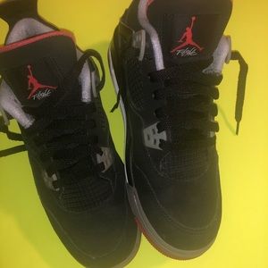 Jordan 4 retro bred